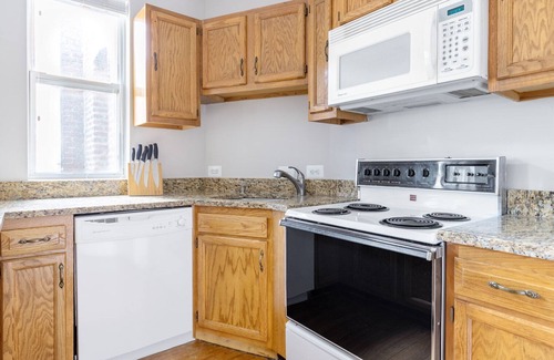 Adams Morgan Apartment | Cozy Dupont Circle 1BR Near U Street & Metro Access