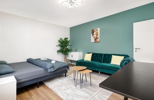 Dellwig Apartment | Smart Home - Near Essen, Oberhausen, Bottrop - Perfect for 6 Guests! Balcony - Netflix - Smart TV