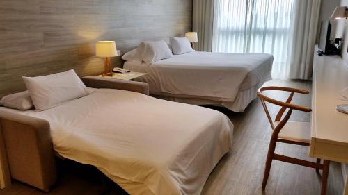 Centro Hotel | Modern Comfort at Smart Hotel Montevideo - 4-Star Experience