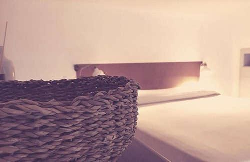 Rezza Apartment | Pet-Friendly Smart Loft with Exceptional 9/10 Guest Rating