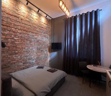 Uzhhorod Apartment | Smart Parys