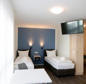 Saarbruecken Hotel | Smart & Stay Aparthotel Saarbrücken Süd: Self-Check-In & Free Parking