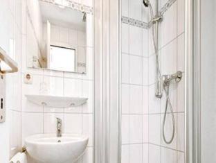 Ludwigsvorstadt-Kliniken Hotel | Convenient Stay at Smart Stay Hotel Station for Families