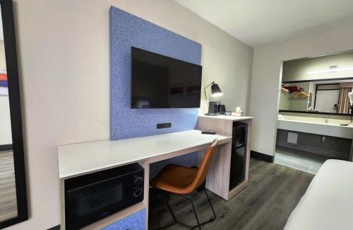 Lafayette Hotel | Pet-Friendly Smart Stay Lafayette with Family Amenities