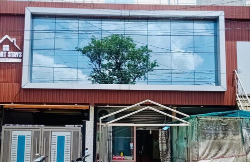 Gorakhpur Apartment | Comfortable Stays Near MMMUT College & GKP Airport