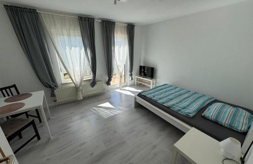 Neureut Nordlicher Teil Apartment | Smart studio in KA-Neureut with sunny balcony