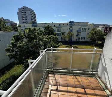 Neureut Nordlicher Teil Apartment | Smart studio in KA-Neureut with sunny balcony