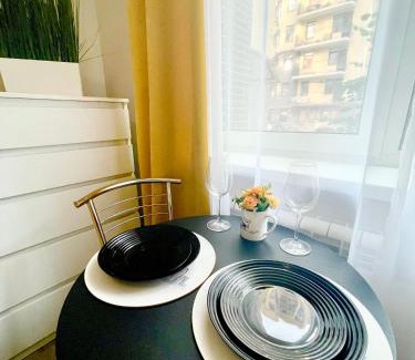 Irpin Apartment | Smart Studio New York 2: Guest Rated 9/10 & Family-Friendly