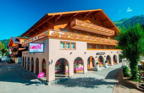 Dorfgastein Hotel | Top-Rated smartHOTEL with Pet-Friendly Amenities