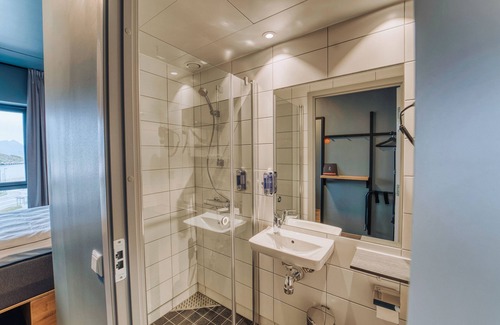 Bodo Hotel | Discover Smarthotel Bodø: Family-Friendly with Pool Access