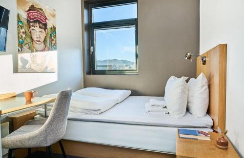 Forus Hotel | Smart Haven at Smarthotel Forus: Guest Rated 8/10