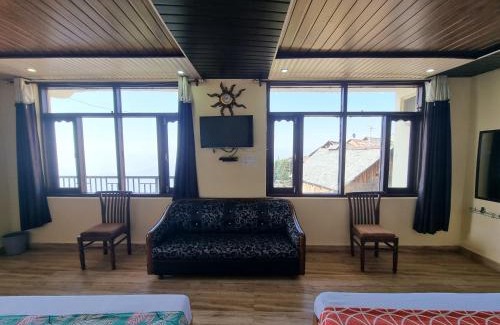 Banikhet House | Exceptional Smart Valley Dalhousie: Pet-Friendly Retreat