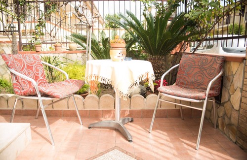 Avola Apartment | Oceanfront Retreat with Pool & Spa - Guest Rated 9.6/10