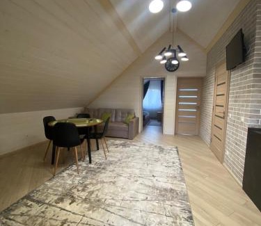 Mizhhirya House | Pet-Friendly Retreat at Smerekova Hata - Rated 10/10