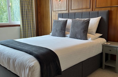 Aberuthven Hotel | Discover Smiddy Haugh: Guest Rated 9.4 with Family-Friendly Amenities