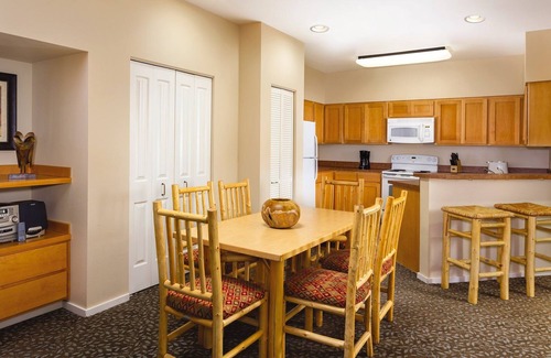 West Yellowstone Resort | Experience Joy at the Playmill Theatre Hotel & Spa