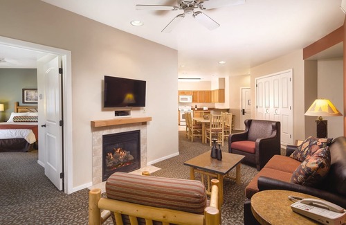 West Yellowstone Resort | Experience Joy at the Playmill Theatre Hotel & Spa
