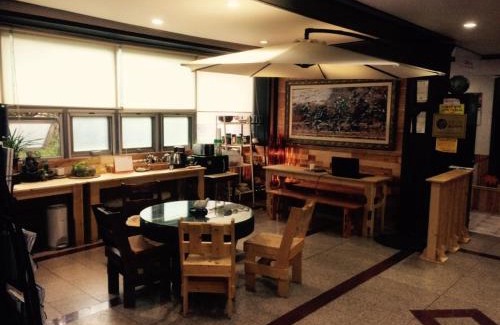 Sokcho House | Family-Friendly Stay at Smile Resort with Kitchen Amenities