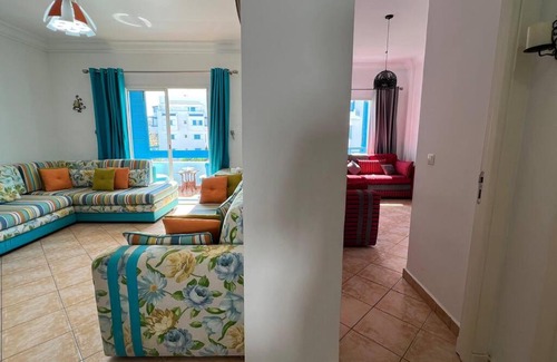 Marina Smir Apartment | Relaxing Smir Park: Gated Retreat with Pool & Family-Friendly