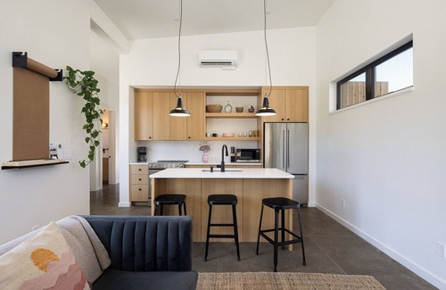 Terrebonne House | Pet-Friendly Smith Rock Oasis with Hot Tub Near the Park