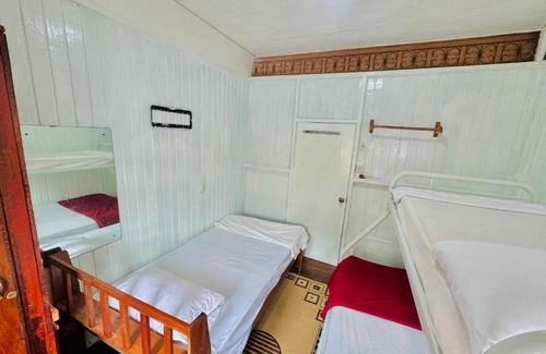 Georgetown House | Budget-Friendly Stay at Smith's Homestay - Family Welcome
