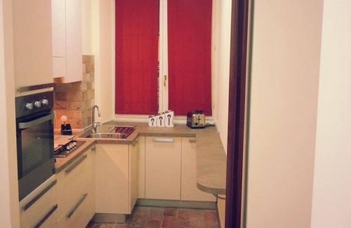 Genoa Historical Centre House | Top-Rated Stay at SMITHS & HERREROS with Kitchen Amenities