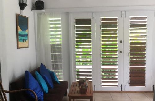 Arawak Hill Apartment | Eco-Friendly Smithy's Oceanfront Apartment with Spa & Beach