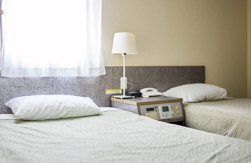 Tsushima Hotel | Relax in Tsushima: Family-Friendly Twin Room Retreat