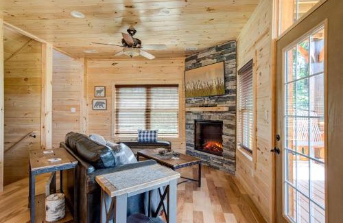 Gatlinburg House | Inviting Smoky Haven: Pool, Hot Tub & Family-Friendly Fun