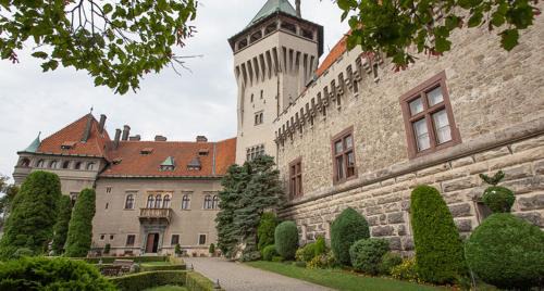Smolenice Hotel | Experience Comfort at Smolenický zámok - Rated 9/10