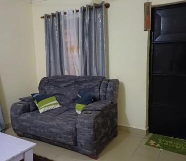 Ukunda Bed & Breakfast | Smooth Landing