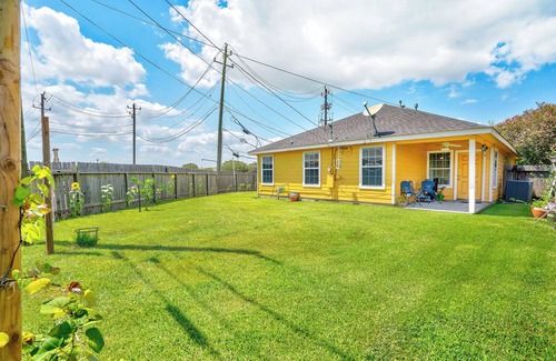 Baytown House | Smooth Sailing Home. Great for workers. Long Term Discounts
