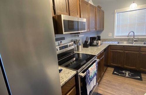 Lake Waccamaw House | Unforgettable Lake Waccamaw Getaway with Breakfast Included