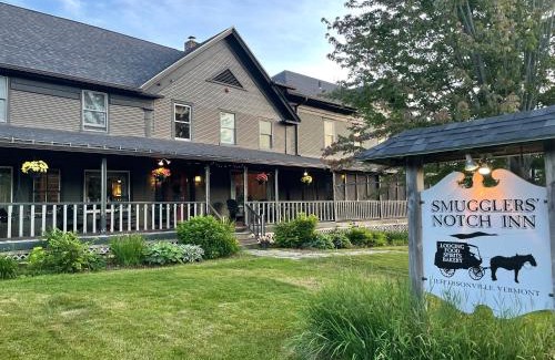 Jeffersonville Hotel | Family-Friendly Stay at Smugglers Notch Inn with Breakfast