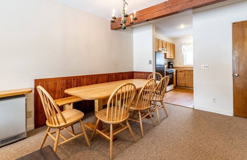 Jeffersonville Condo | Relaxing Retreat at Smugglers' Notch Resort Private Suites