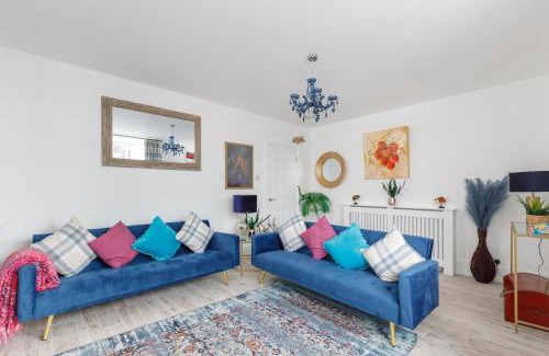 Rottingdean Apartment | Idyllic Smugglers Snug by the Sea - Family-Friendly Retreat
