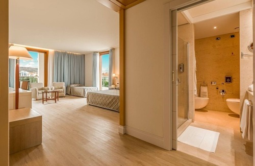 Alghero Hotel | Elegant Smy Carlos V Alghero: Rated 9/10 with Spa & Pool