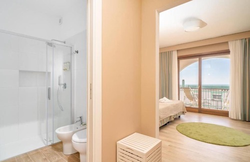 Tarquinia Hotel | Relax at Smy Civico Zero: 4-Star Stay with Ocean Views