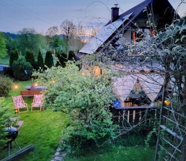 Janowice Wielkie House | Cozy Smyrkowy Dom with Hot Tub near Karpacz - Rated 9.3