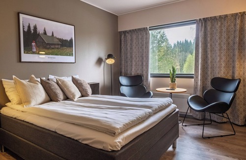 Snasa Hotel | Discover Comfort at Snåsa Hotell AS with Ocean Views