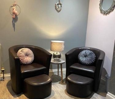 Snaith Apartment | Inviting Snaith Central Apartment - 4-Star Family Retreat