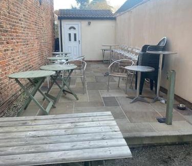 Snaith Apartment | Inviting Snaith Central Apartment - 4-Star Family Retreat