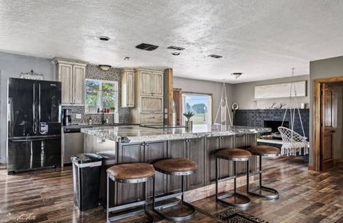 Elba House | Experience Snake River: Ocean View with Spa & Hot Tub