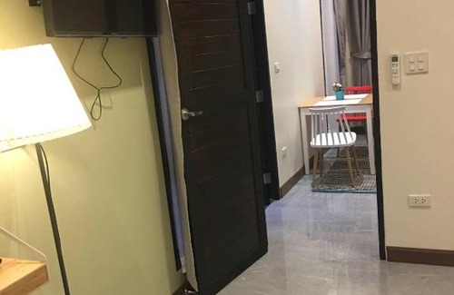 Khuekkhak Hotel | Experience Snapper House: 4-Star Oceanfront Oasis