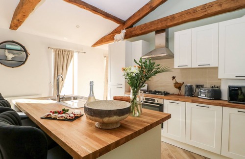 Lofthouse Cottage | Pet-Friendly Snave Cottage with Hot Tub in Appletreewick