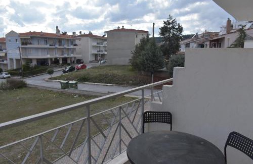 Kozani Apartment | Stylish SnD Rentals - Boutique Apartments for Families
