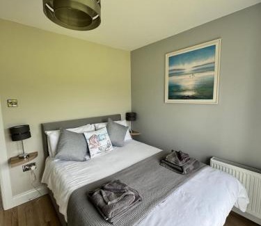 Sneem Apartment | Experience Sneem Studios: Family-Friendly Retreat with Cuisine