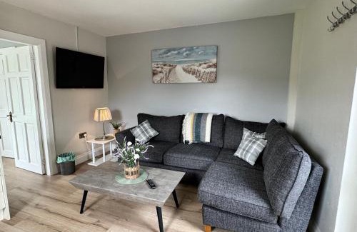 Sneem Apartment | Experience Sneem Studios: Family-Friendly Retreat with Cuisine