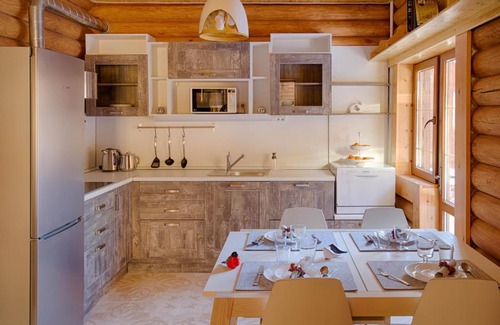 Esto-Sadok House | Delightful Snegiri Village Chalet with Hot Tub & Pet-Friendly