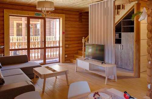 Esto-Sadok House | Delightful Snegiri Village Chalet with Hot Tub & Pet-Friendly